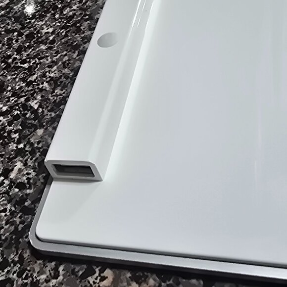 Apple USB A1243 Wired Keyboard with Numeric Keypad with 2 Additional USB Ports - Picture 6 of 6